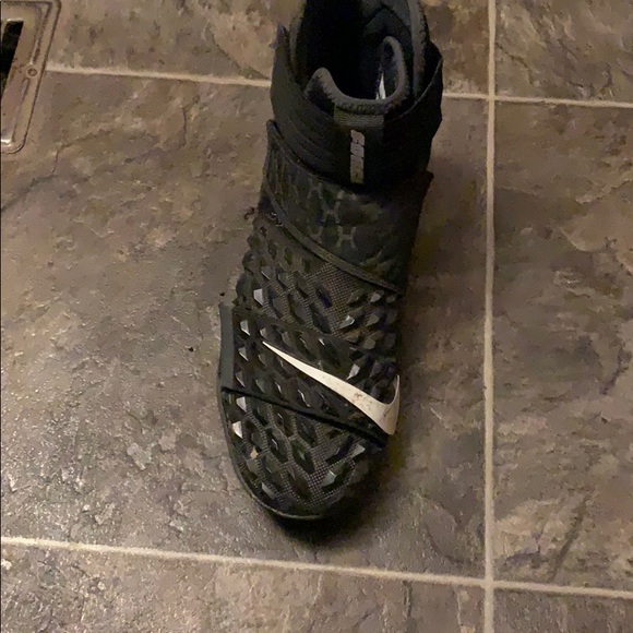 Cleats - Picture 3 of 3